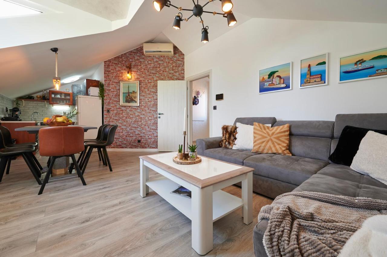 Apartment Ana-Marija Trogir Eksteriør billede