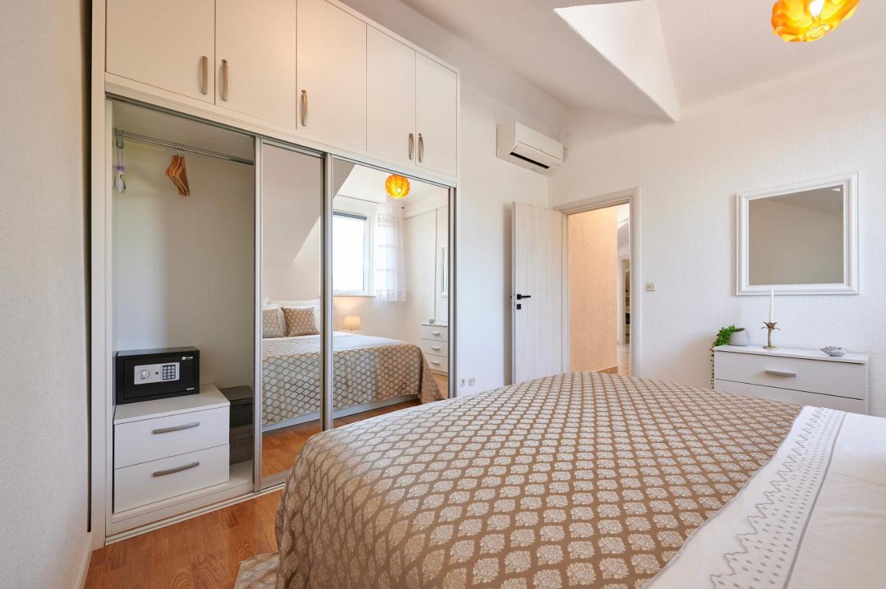 Apartment Ana-Marija Trogir Eksteriør billede