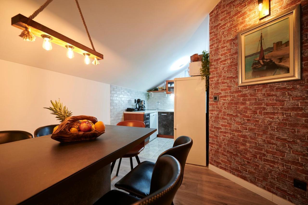 Apartment Ana-Marija Trogir Eksteriør billede